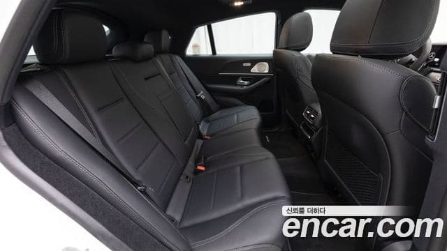 Mercedes-Benz GLE-Class 2025 — Фото 9/17
