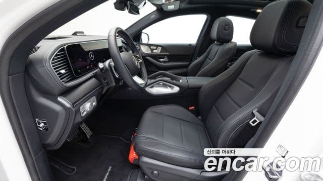 Mercedes-Benz GLE-Class 2025 — Фото 14/17
