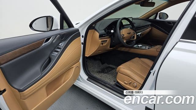 Genesis Electrified G80 2023 — ფოტო 10/20