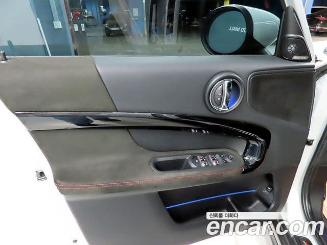 Mini Cooper S Countryman 2021 — Photo 19/20
