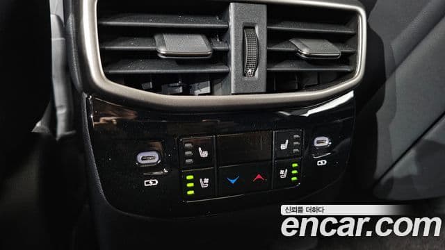 Lexus RX350h 2025 — Photo 28/35