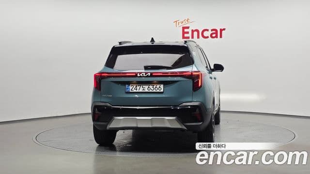 Kia Seltos 2024 — ფოტო 4/20