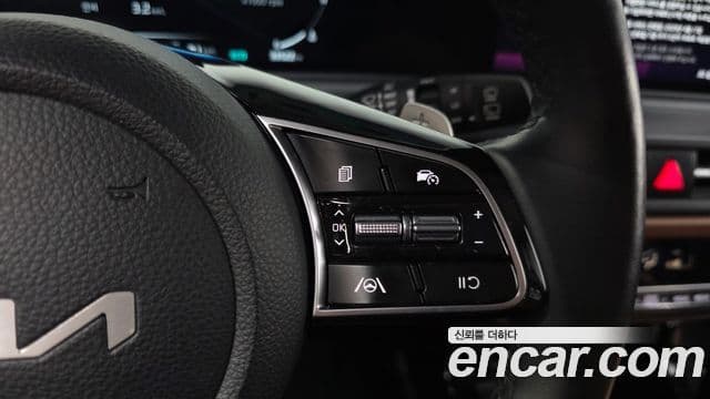 Kia Seltos 2024 — ფოტო 18/20