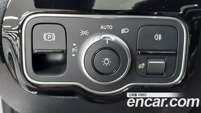 Mercedes-Benz CLA-Class 2025 — фото 19 из 20