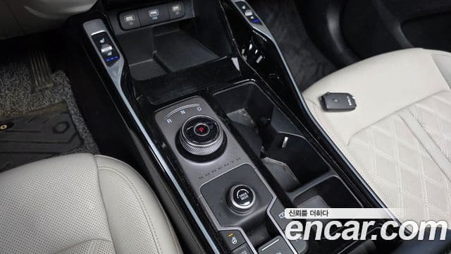 Kia Sorento 2022 — Şəkil 9/20