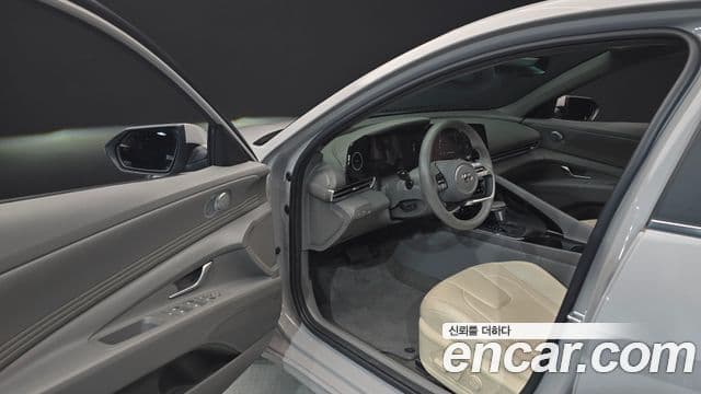 Hyundai Avante 2022 — Şəkil 10/20