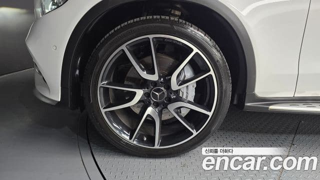 Mercedes-Benz GLC-Class 2018 — ფოტო 5/20