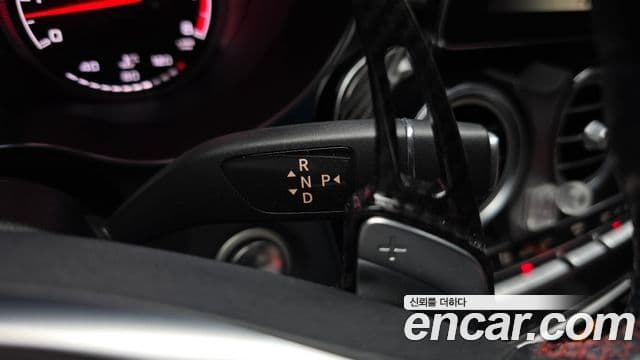 Mercedes-Benz GLC-Class 2018 — ფოტო 9/20