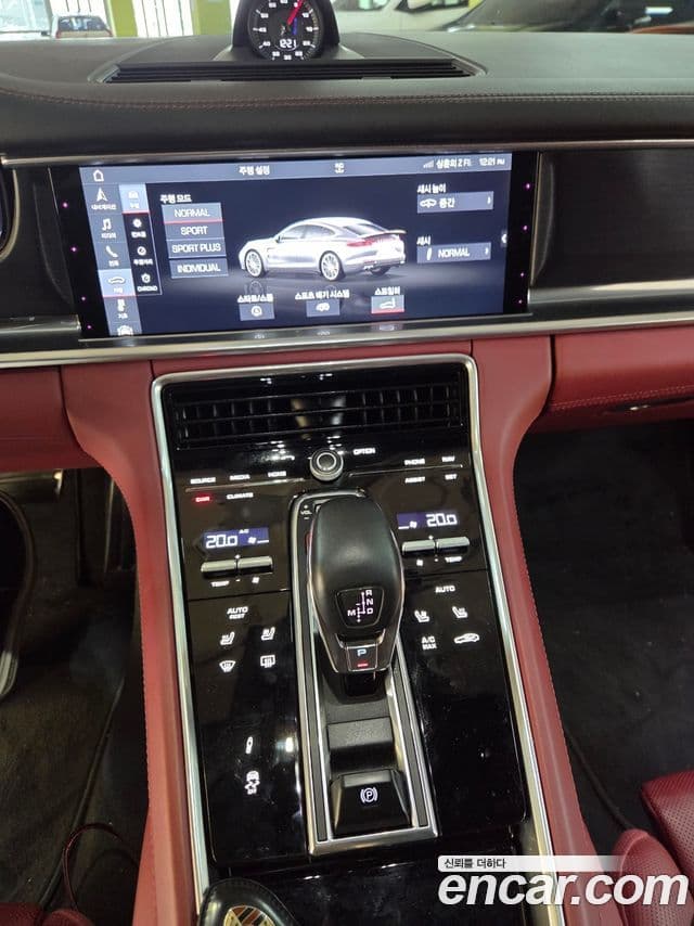 Porsche Panamera 2019 — Şəkil 14/15