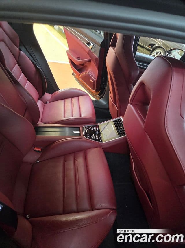 Porsche Panamera 2019 — Şəkil 7/15