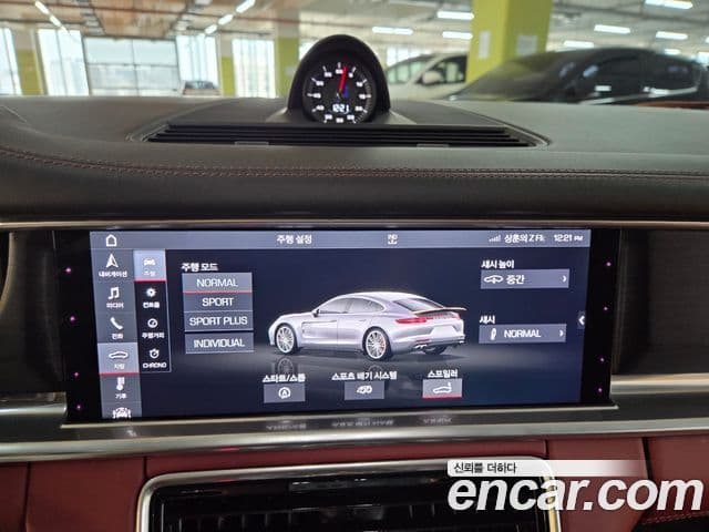 Porsche Panamera 2019 — Şəkil 12/15
