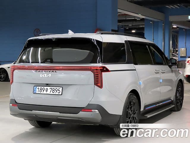 Kia Carnival 2023 — Şəkil 3/20
