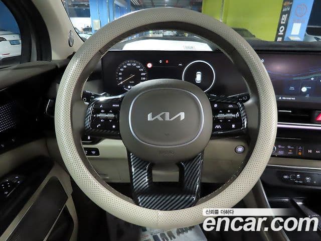 Kia Carnival 2023 — Şəkil 11/20