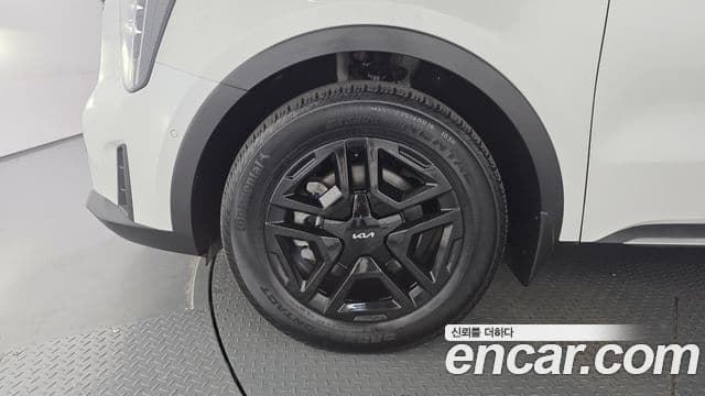 Kia Sorento 2024 — Фото 5/20