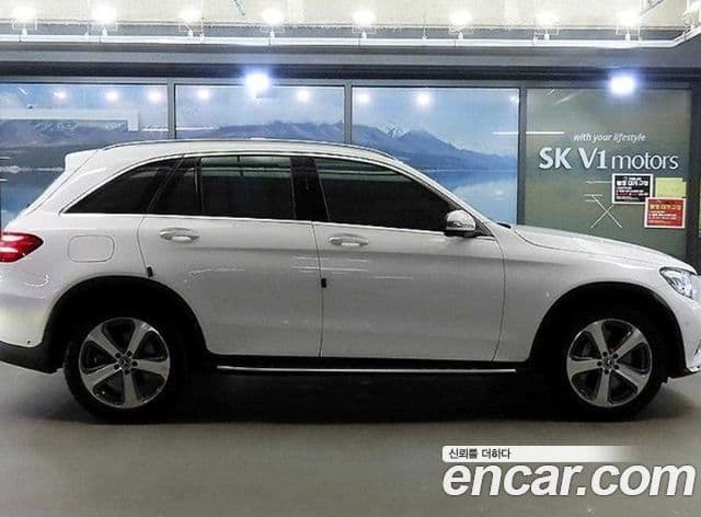 Mercedes-Benz GLC-Class 2019 — ფოტო 2/20