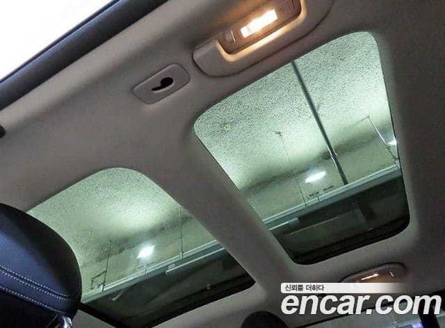 Mercedes-Benz GLC-Class 2019 — ფოტო 15/20