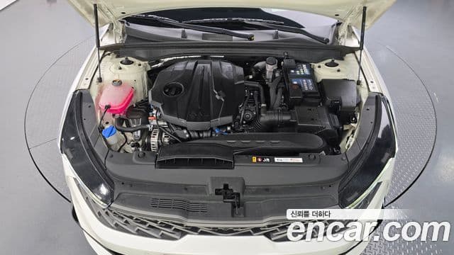 Kia K5 2023 — Şəkil 6/20