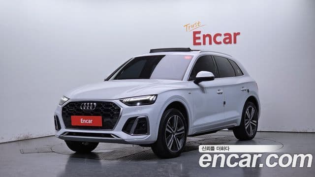 Audi Q5 2021 — ფოტო 1/20