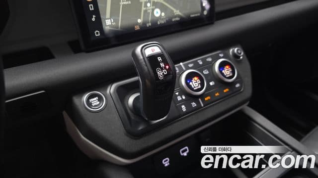 Land Rover Defender 2021 — Şəkil 9/20