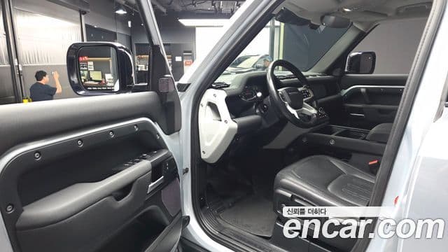 Land Rover Defender 2021 — Şəkil 10/20