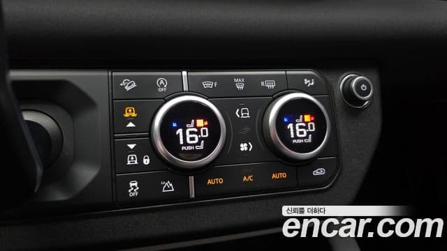 Land Rover Defender 2021 — Şəkil 16/20