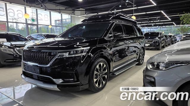 Kia Carnival 2021 — ფოტო 1/20