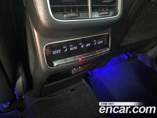 Mercedes-Benz GLE-Class 2023 — Şəkil 8/20