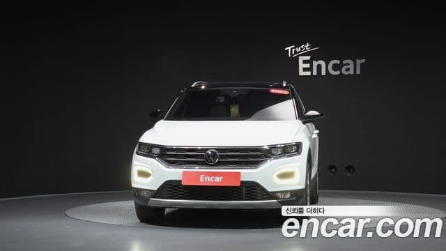 Volkswagen T-Roc 2021 — ფოტო 3/20
