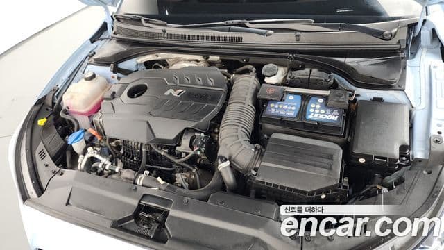 Hyundai Veloster 2021 — ფოტო 6/20