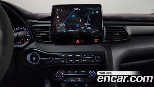 Hyundai Veloster 2021 — ფოტო 12/20