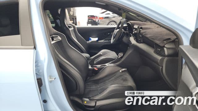 Hyundai Veloster 2021 — Photo 26/35