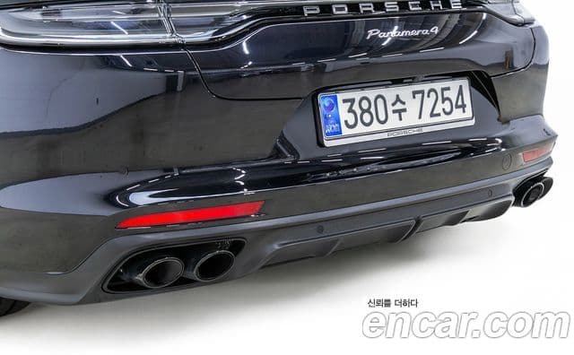 Porsche Panamera 2021 — Photo 6/20
