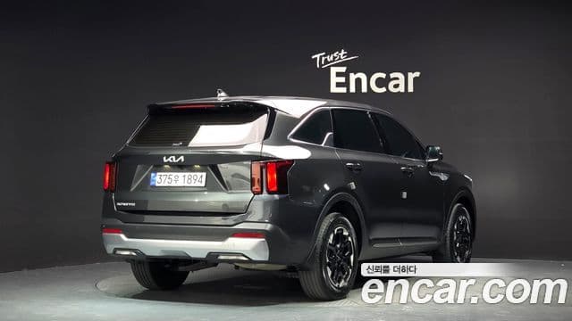 Kia Sorento 2023 — Şəkil 20/32