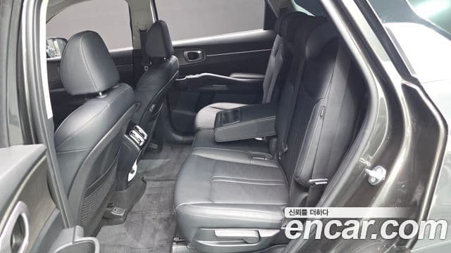 Kia Sorento 2023 — Şəkil 23/32