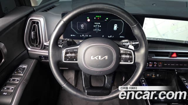 Kia Sorento 2023 — Şəkil 15/32