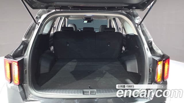 Kia Sorento 2023 — Şəkil 12/32