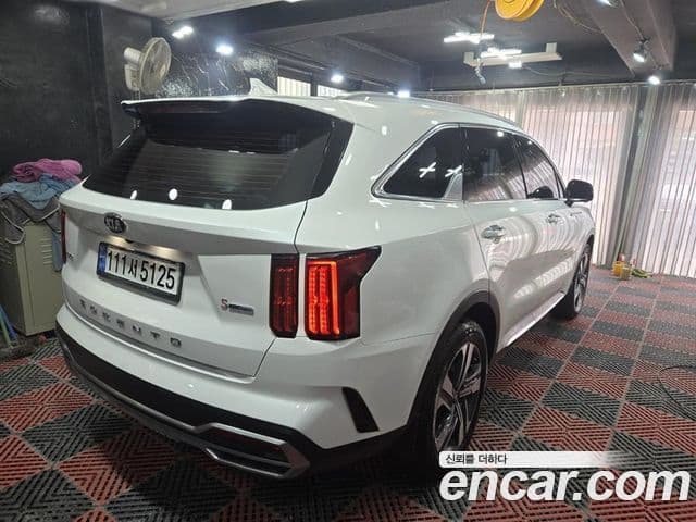 Kia Sorento 2020 — Фото 3/20