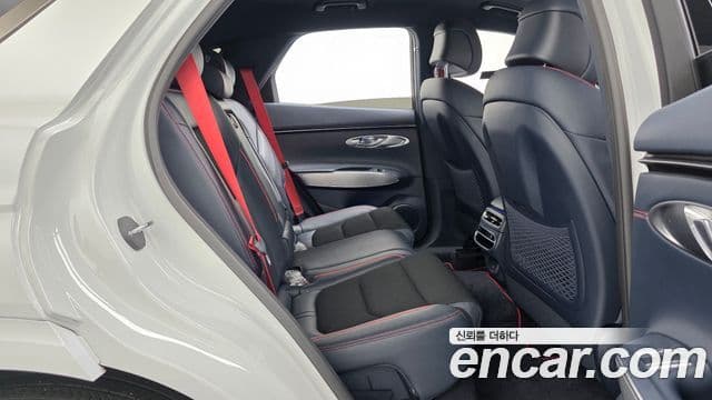 Genesis GV70 2022 — ფოტო 11/20