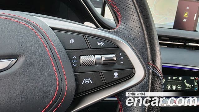 Genesis GV70 2022 — ფოტო 19/20