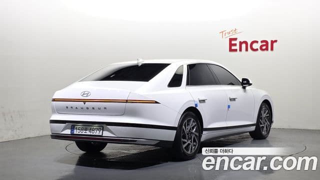 Hyundai Grandeur 2023 — Фото 2/20