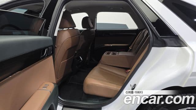 Hyundai Grandeur 2023 — Фото 12/20