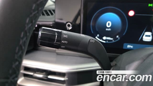 Hyundai Grandeur Hybrid 2023 — Photo 21/30