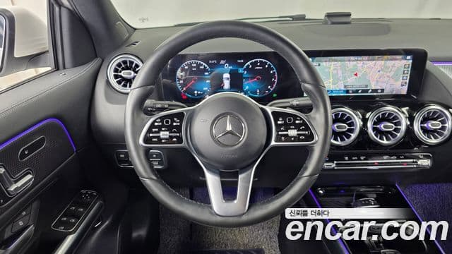 Mercedes-Benz GLA-Class 2021 — Фото 12/20