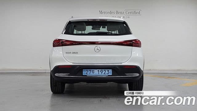 Mercedes-Benz EQA 2025 — ფოტო 9/20