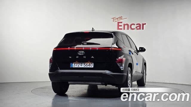 Hyundai Kona 2023 — ფოტო 4/20