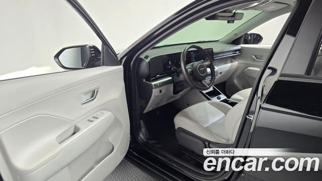 Hyundai Kona 2023 — ფოტო 10/20