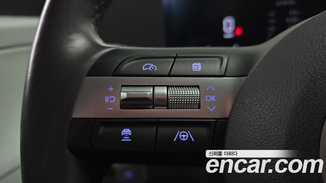 Hyundai Kona 2023 — ფოტო 16/20