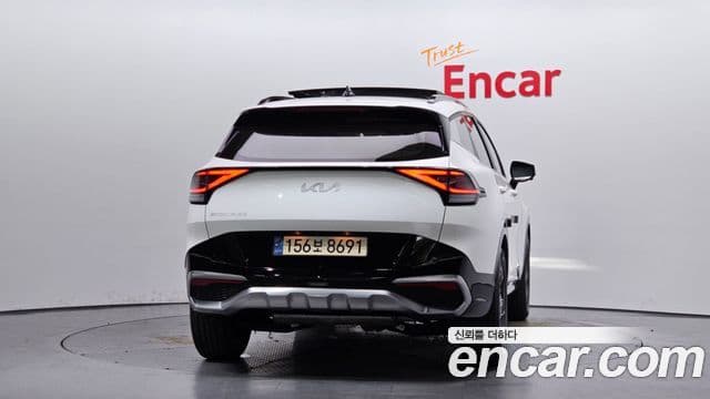 Kia Sportage 2021 — ფოტო 4/20