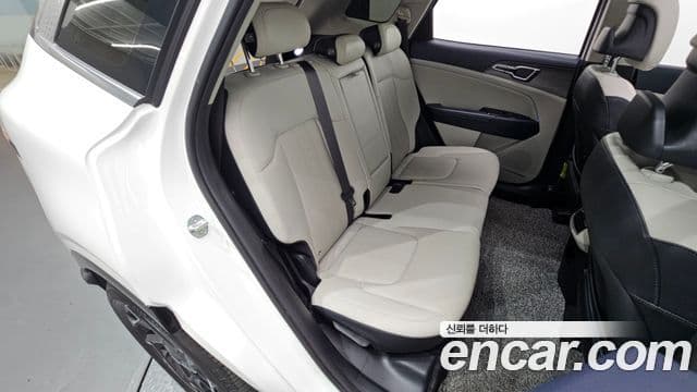 Kia Sportage 2021 — ფოტო 12/20