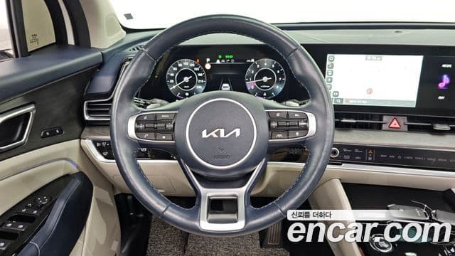 Kia Sportage 2021 — ფოტო 14/20